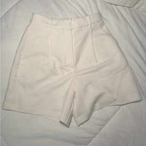 Abercrombie Ultra High Rise Tailored Shorts Size XS White